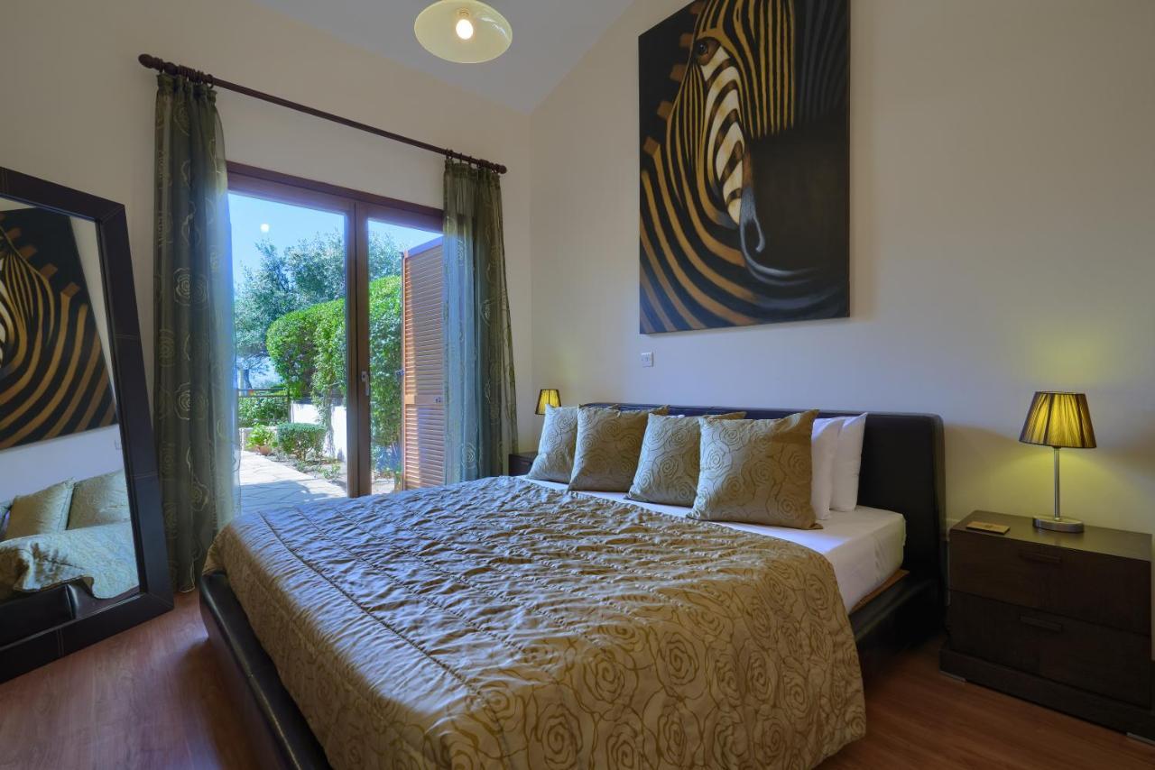 3 Bedroom Villa Madelini With Private Pool, Aphrodite Hills Resort Κούκλια Εξωτερικό φωτογραφία